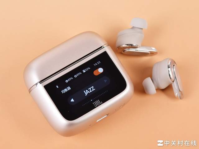 UR PRO3让每一刻都沉浸在音乐中米乐m6音乐商务舱再升级JBL TO(图2)